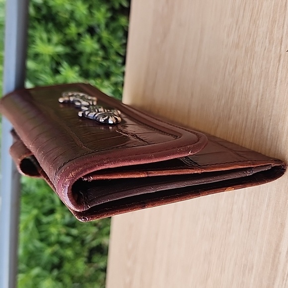 Brighton Brown Crocodile-Embossed Leather Clutch/Wallet - Picture 2 of 11